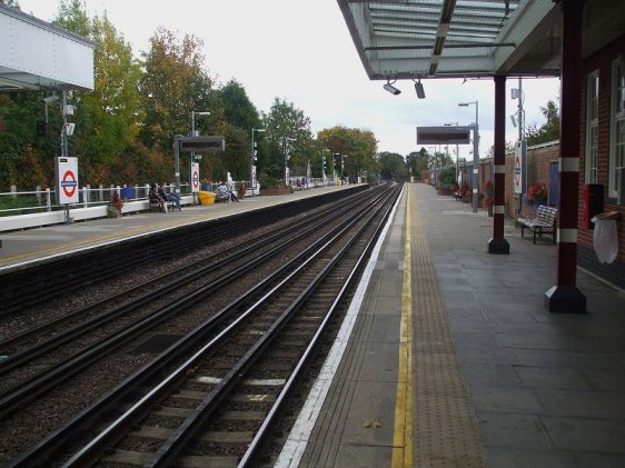 Platform level at Northwood Hills Tube Station