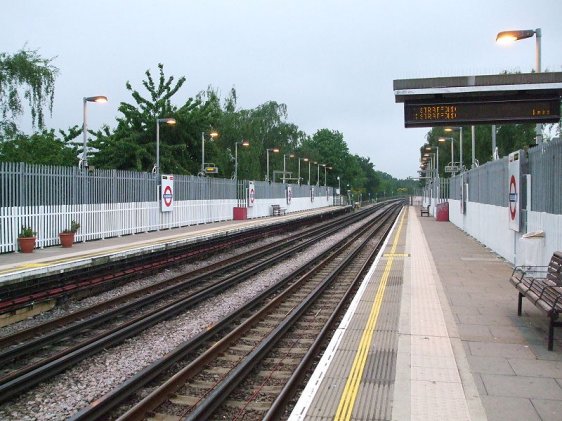 Platform level at Queensbury Tube Station