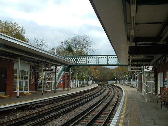 Platform level at Roding Valley Tube Station