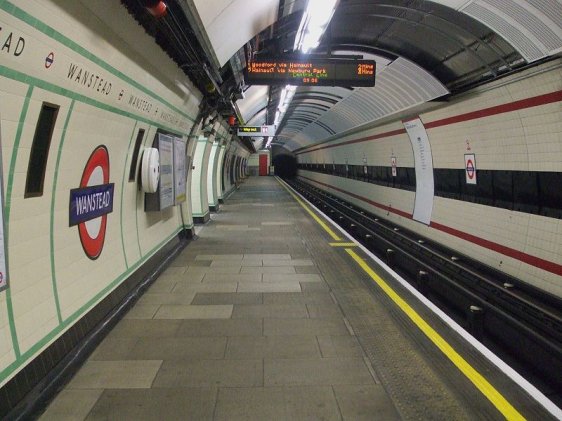 Platform level at Wanstead Tube Station