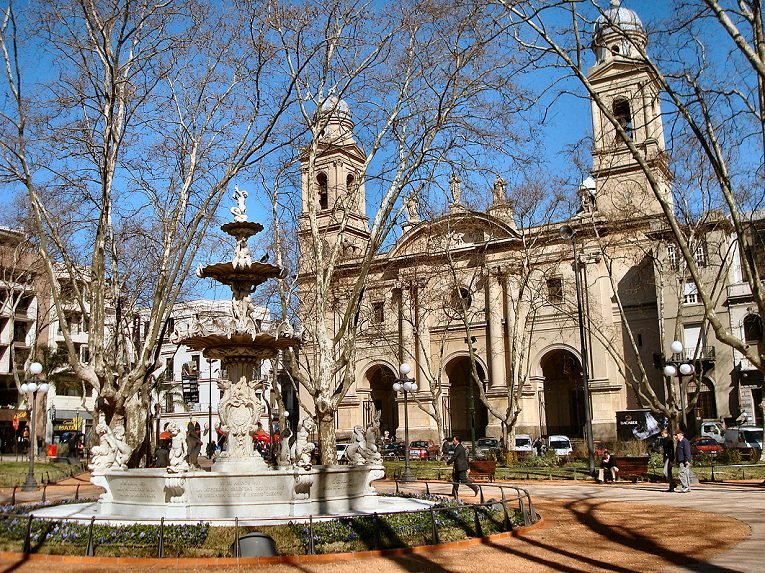 Plaza de la Constitución, Montevideo