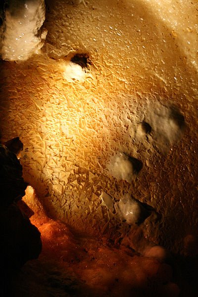 Pond of limestone crystals, Vézère Valley