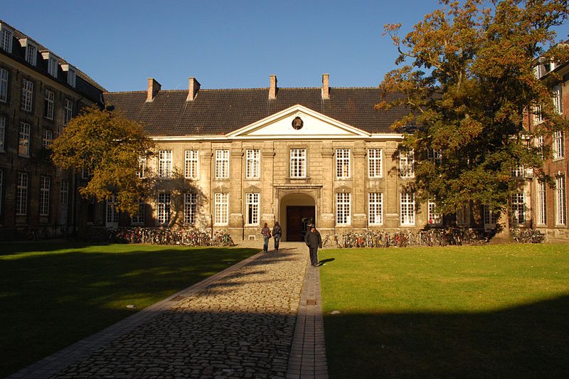 Pope's College, Leuven