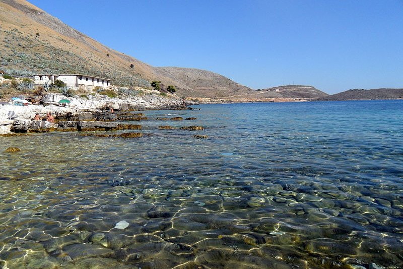 Porta Palermo, Albania