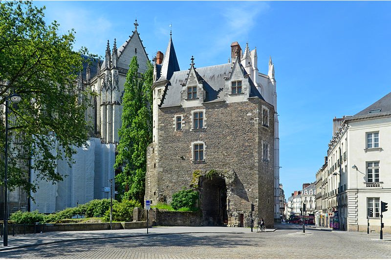 Porte Saint-Pierre, Nantes