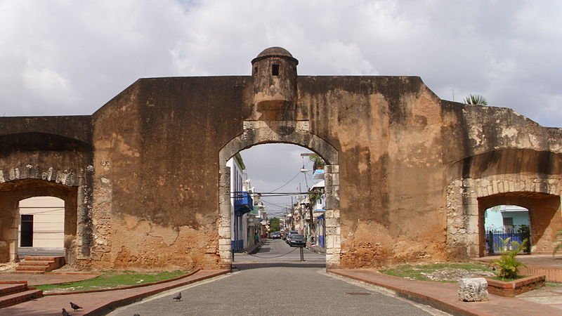 Puerta de la Misericordia, Santo Domingo