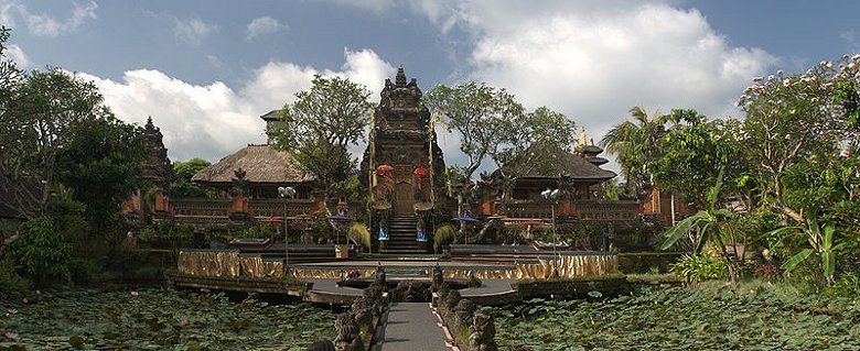 Pura Taman Saraswati, Ubud