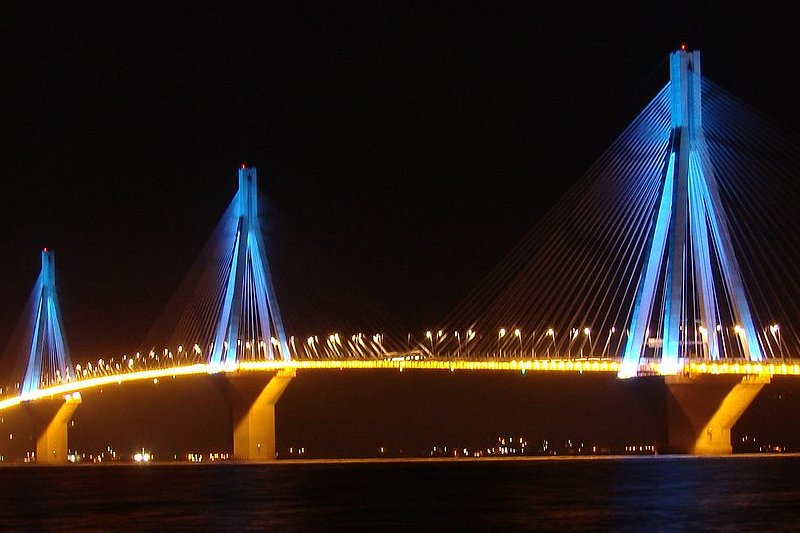Rio-Antirio Bridge at night