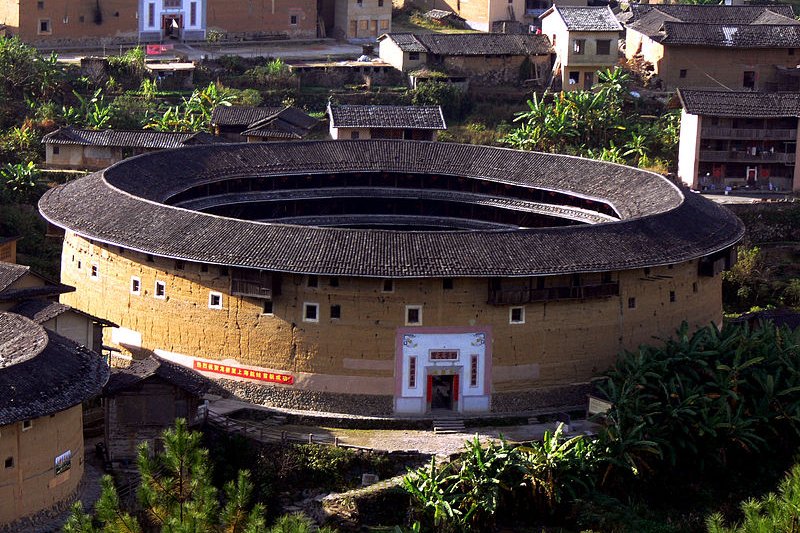 Roud tulou, China