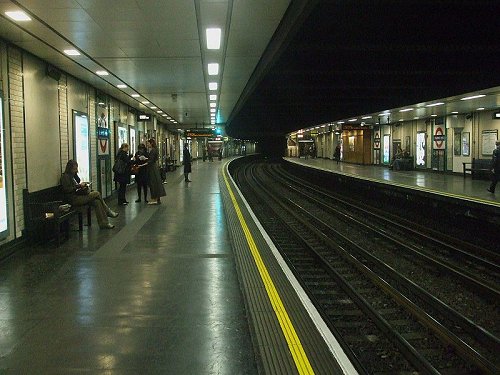 St James's Park Tube Station