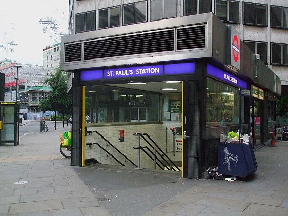 St Paul's Tube Station