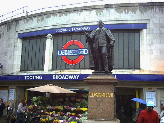 Tooting Broadway Tube Station
