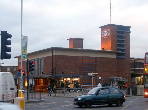 Turnpike Lane Tube Station