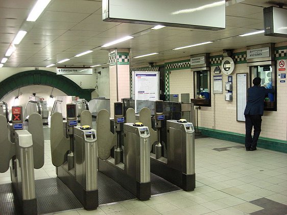Gates at the Warwick Avenue Tube Station