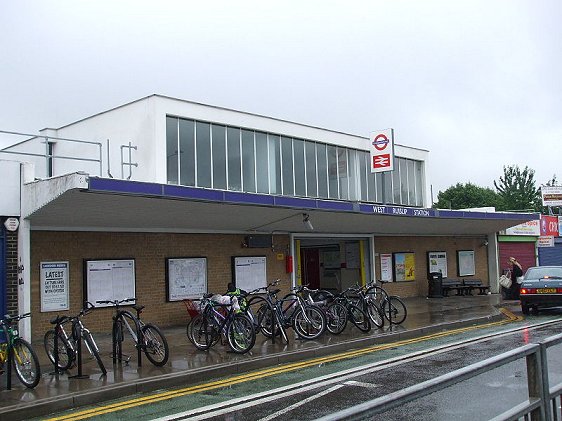 West Ruislip Tube Station