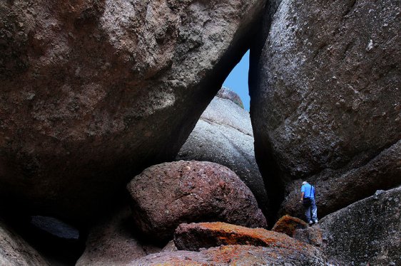 Boulders inside Balconies Cave, Pinnacles National Monument