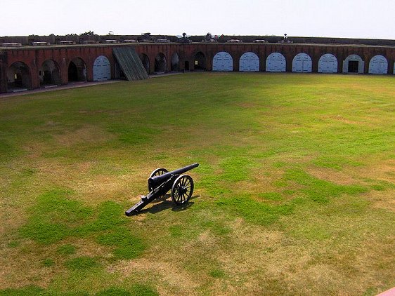 Cannon in Fort Pulaski