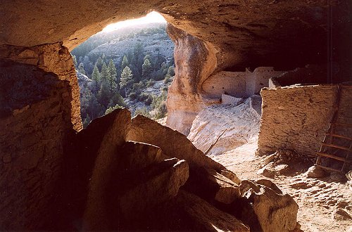 Gila Cliff Dwellings, New Mexico