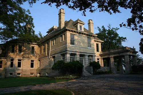 Greystone Manor, Durham