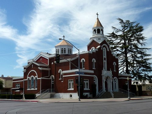 Holy Trinity Armenian Apostelic Church, Fresno