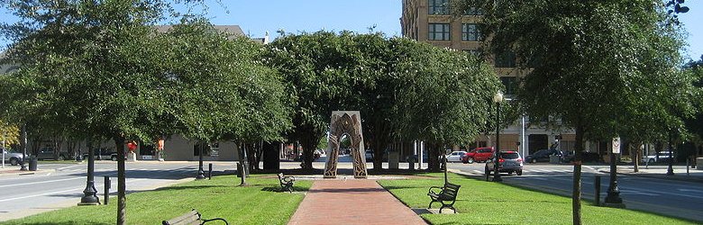 Park in downtown Pensacola