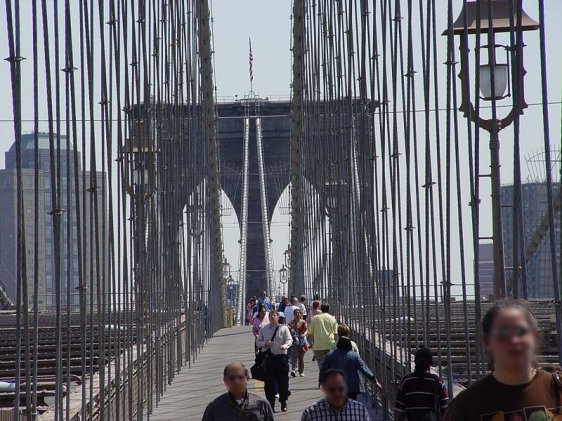 Pedestrian walkway on the Brooklyn Bridge