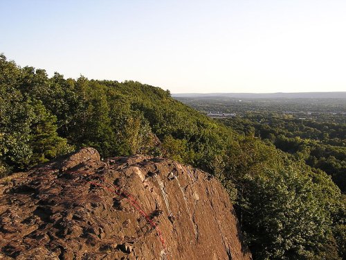 Pinnacle Rock, Connecticut