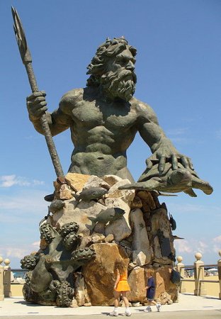 Virginia Beach Neptune Statue