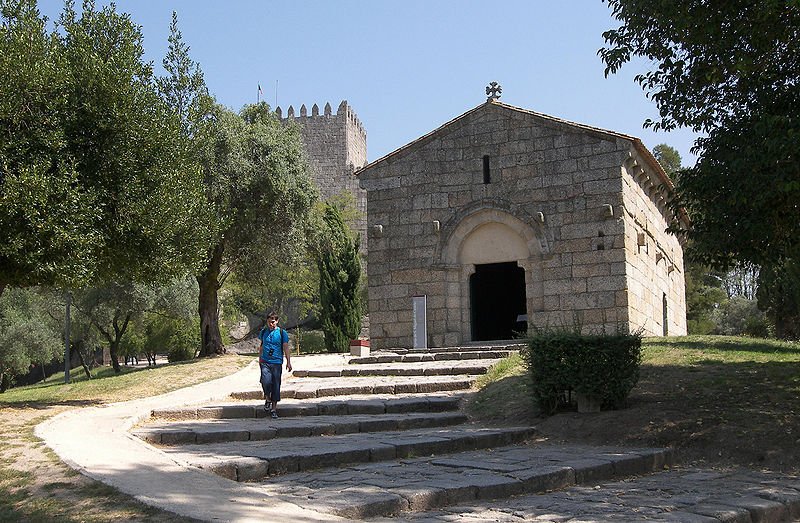 Capela São Miguel do Castelo, Guimarães