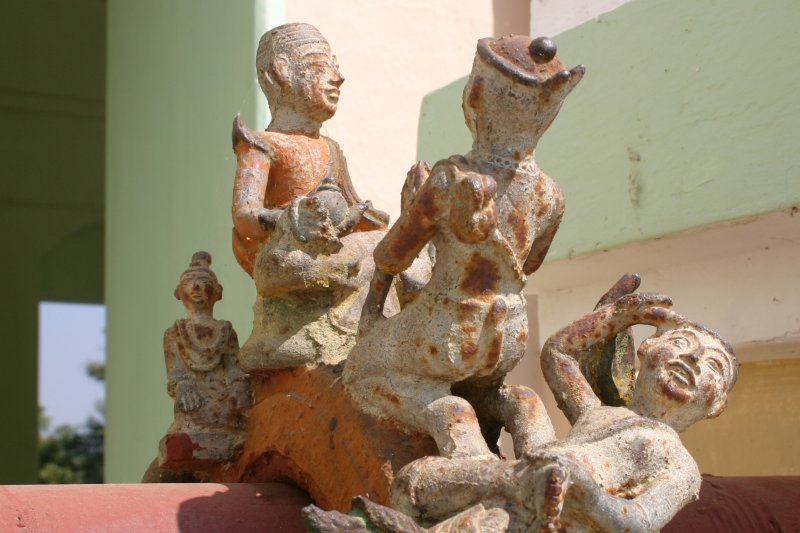 Figurines at Figurines at Loka Nanda Pagoda
