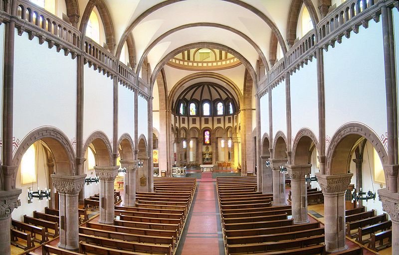 Cathedral of Saar interior view