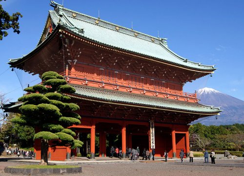 Sanmon gate of Taiseki-ji Temple, Shizuoka Prefecture