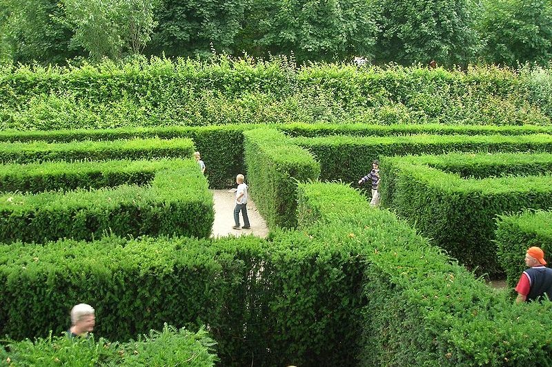 Schönbrunn Maze