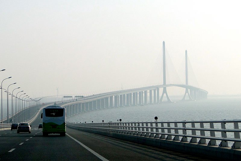 Shanghai Yangtze River Tunnel and Bridge