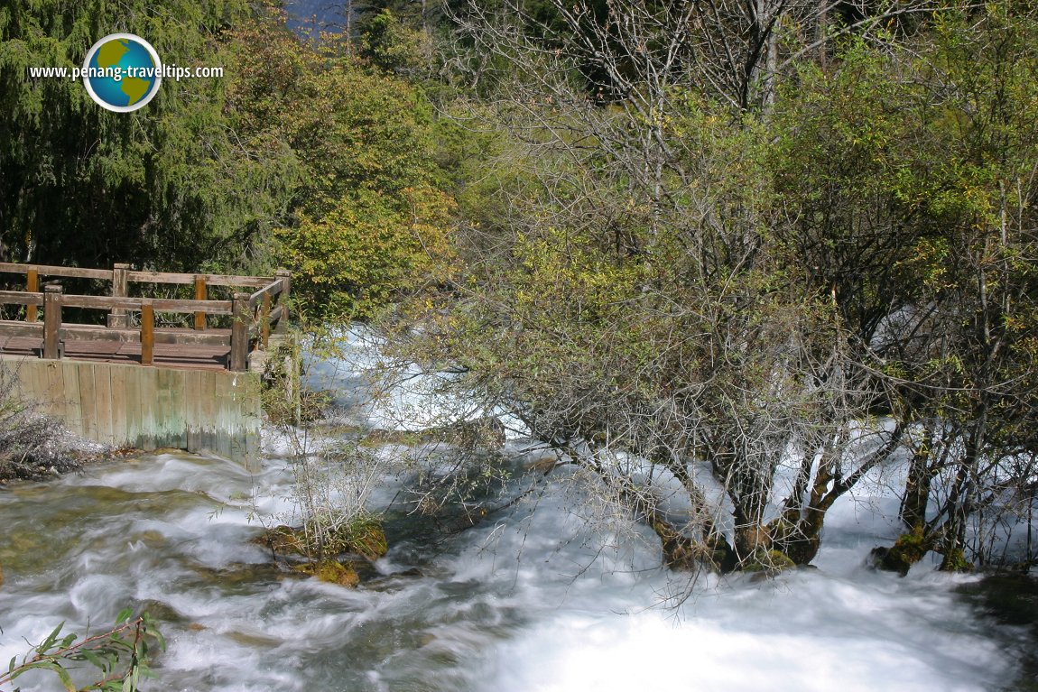 Shuzheng Waterfall, Jiuzhaigou