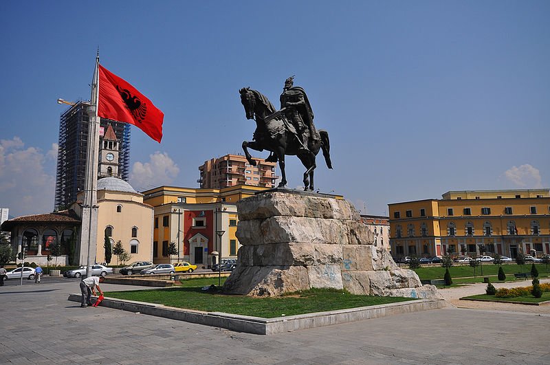 Skanderbeg Square, Tirana