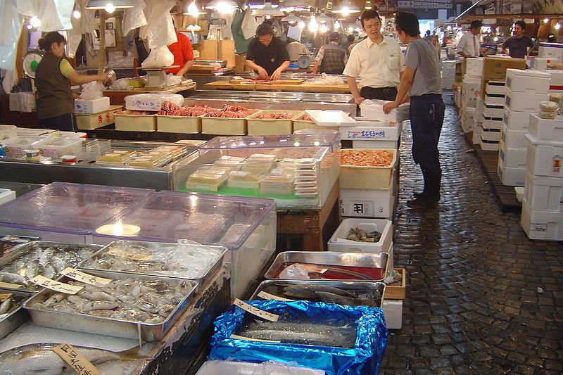Stalls at Tsukiji Fish Market