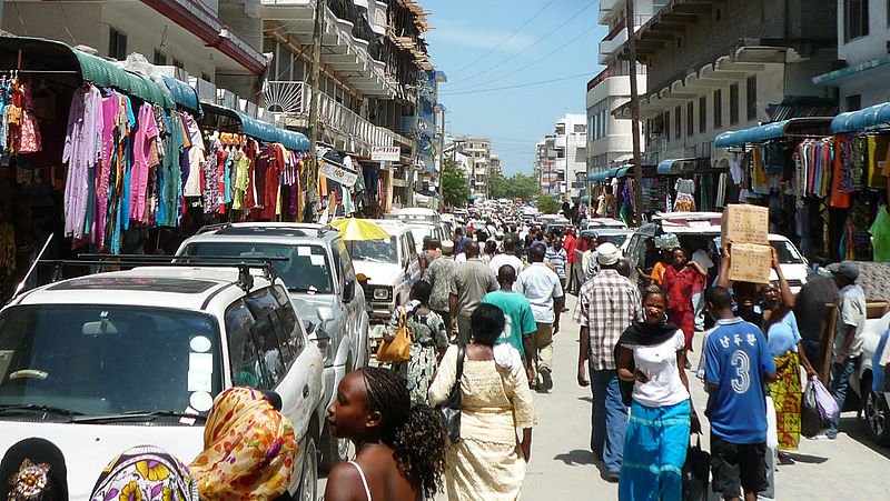 Street market in Dar es Salaam