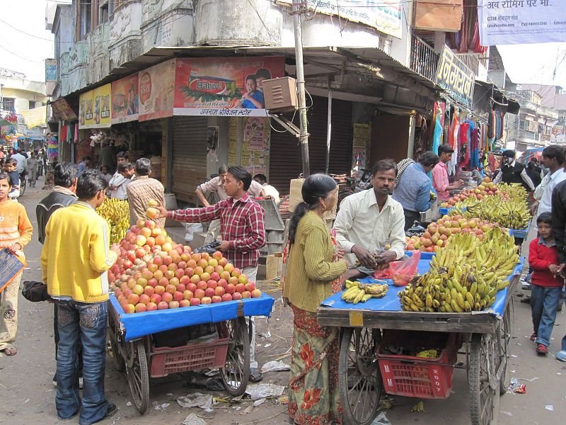 Street vendors in Pilibhit, Uttar Pradesh