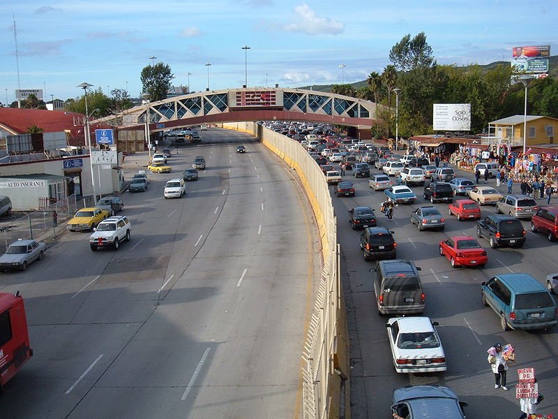 Tijuana-San Ysidro Border Crossing, with traffic heading towards the United States on the right