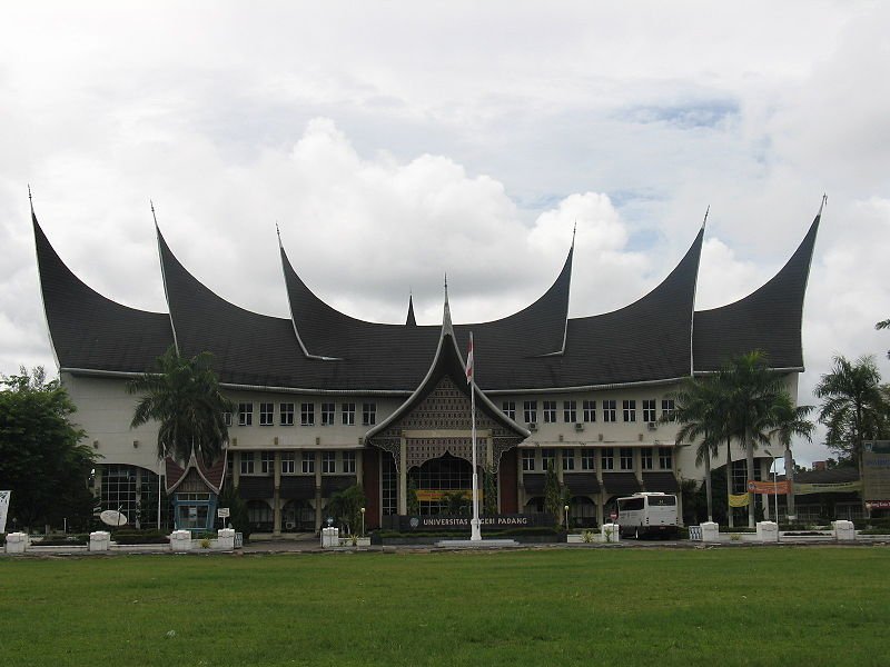 Universiti Negeri Padang (Padang State University)