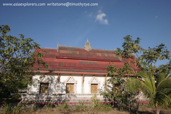 Vat That Khao, Vientiane