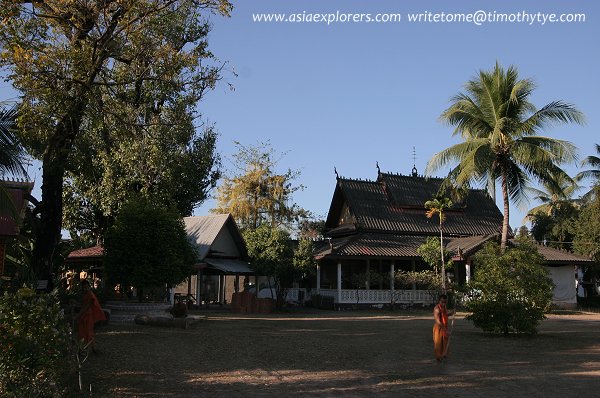 Vat That Khao, Vientiane