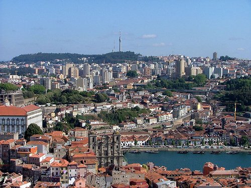 Vila Nova de Gaia, as seen from Porto