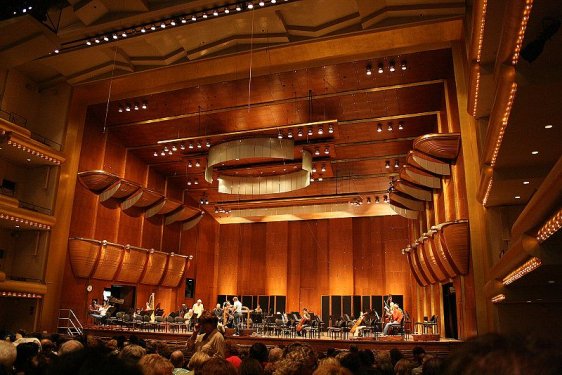 Avery Fisher Hall, New York City