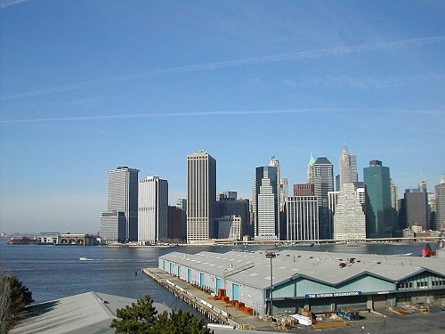 Brooklyn Heights Piers, with views of Manhattan skyline