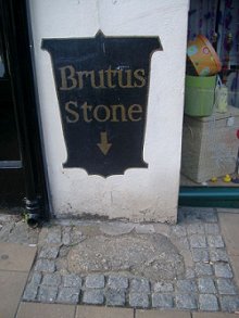 Brutus Stone, Totnes