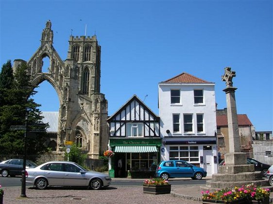 Howden Minster and Market Cross