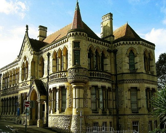 School of Science and Art, Stroud