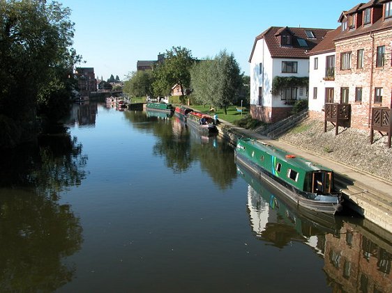The Mill Avon, one of the two branches of the Avon that flows into the River Severn